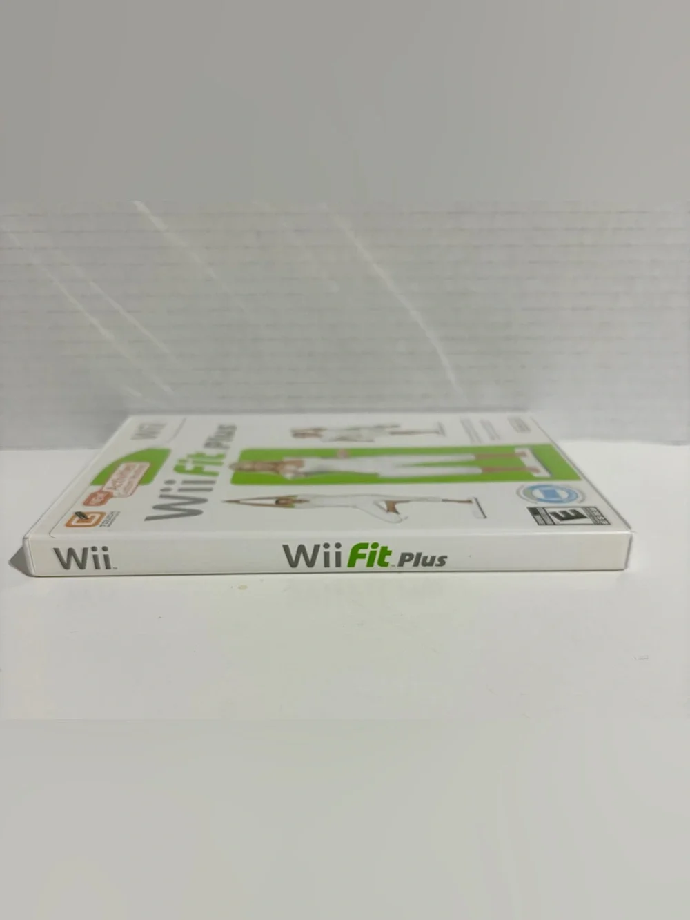Wii Fit Plus Nintendo 2009 Exercise Video Game Case Manual Disc Complete